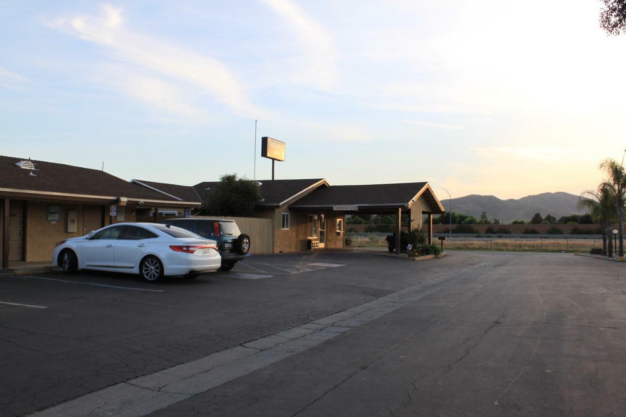 Menifee Inn Exteriér fotografie